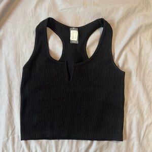 Cropped black tank top